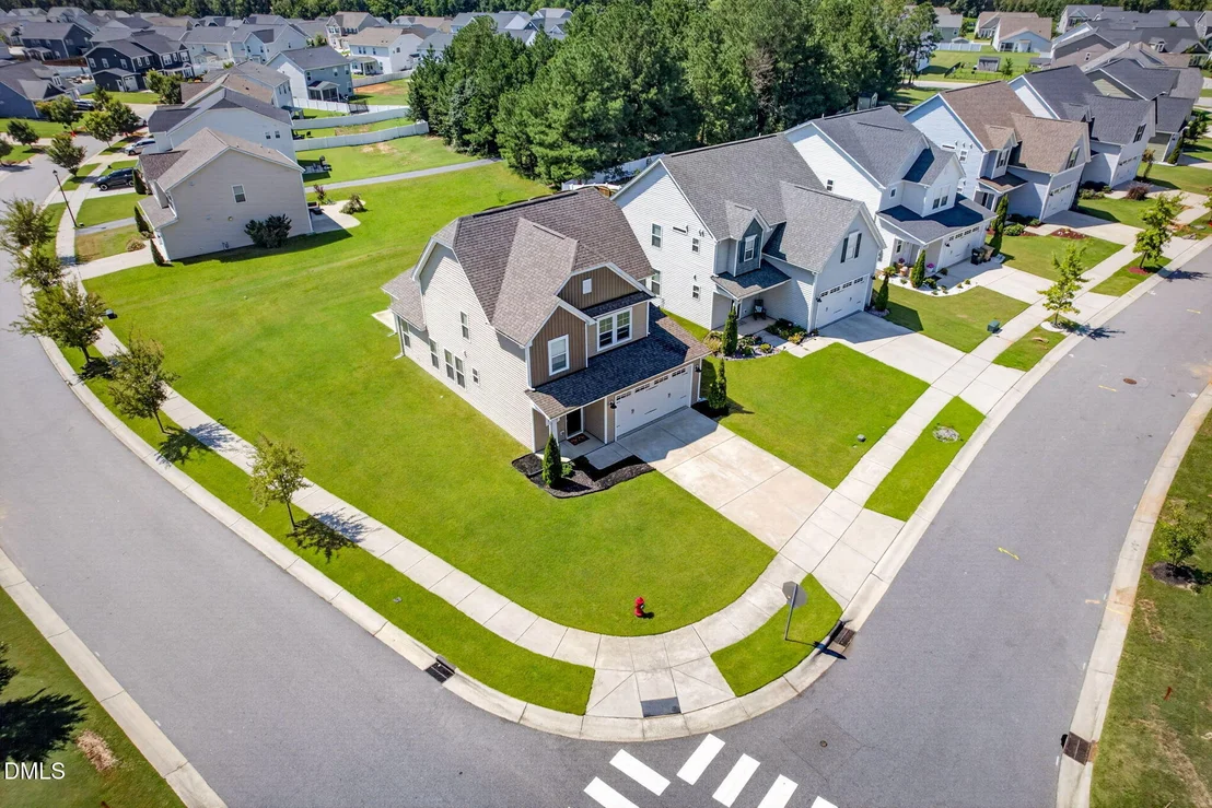 Photo of 609 Crestdale Drive