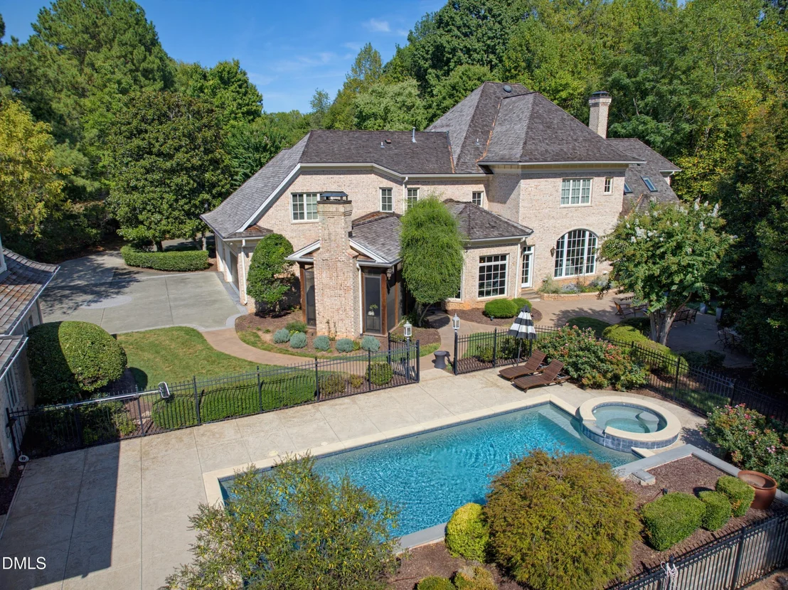 Photo of 6592 Wakefalls Drive