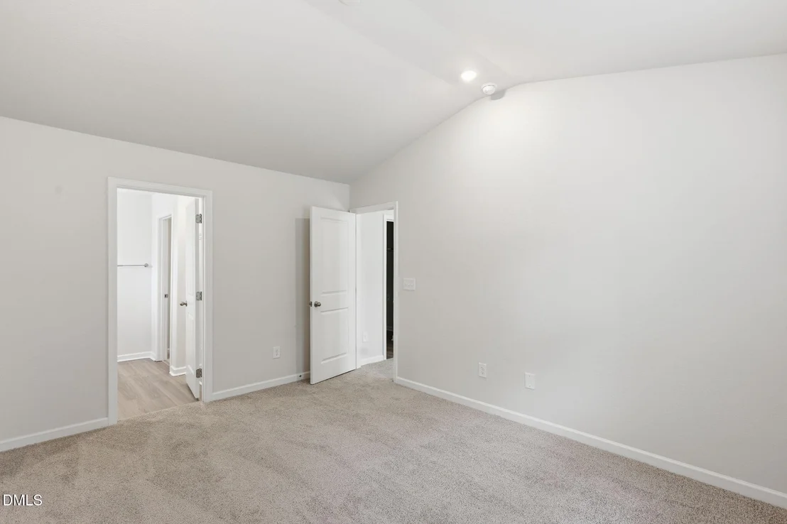 Photo of 180 Everglade Way