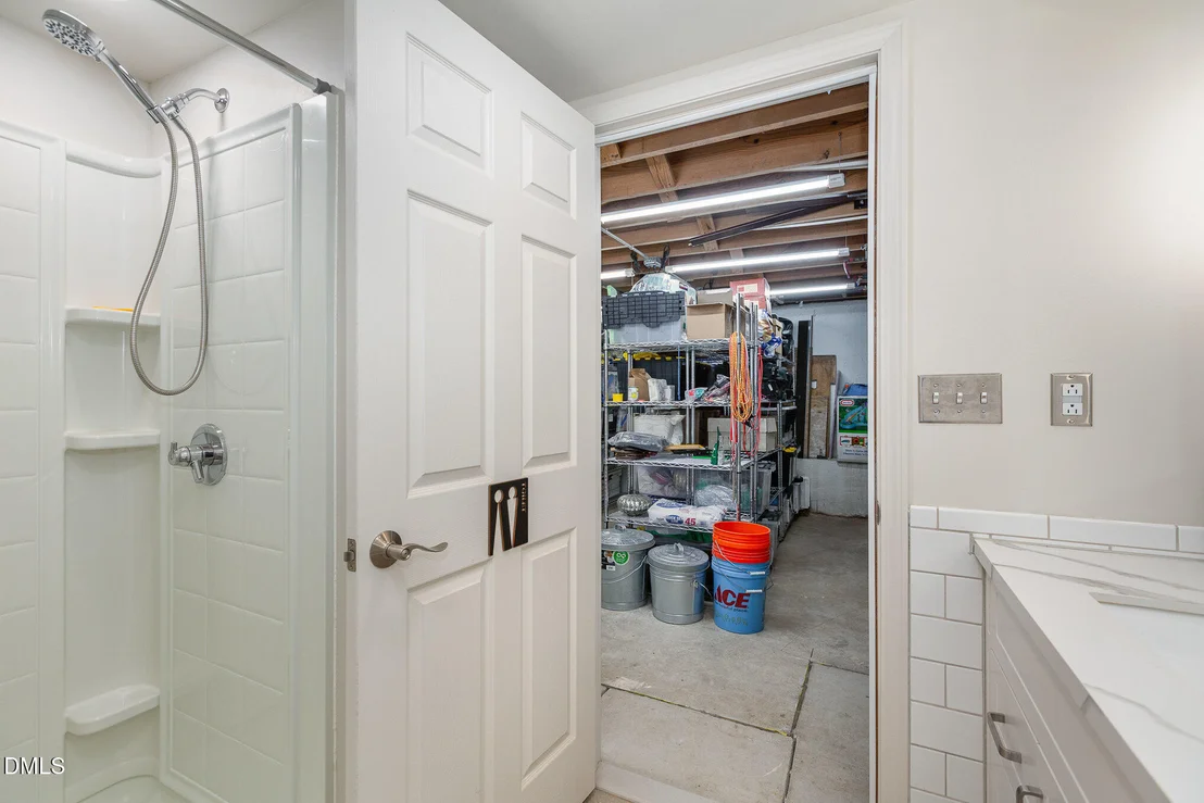 Photo of 6424 Amhurst Road