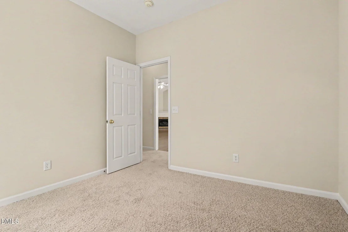 Photo of 122 Vanore Road