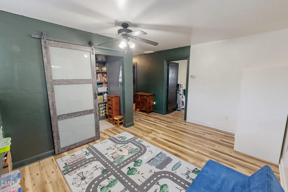 Photo of 1641 Oak Grove Road