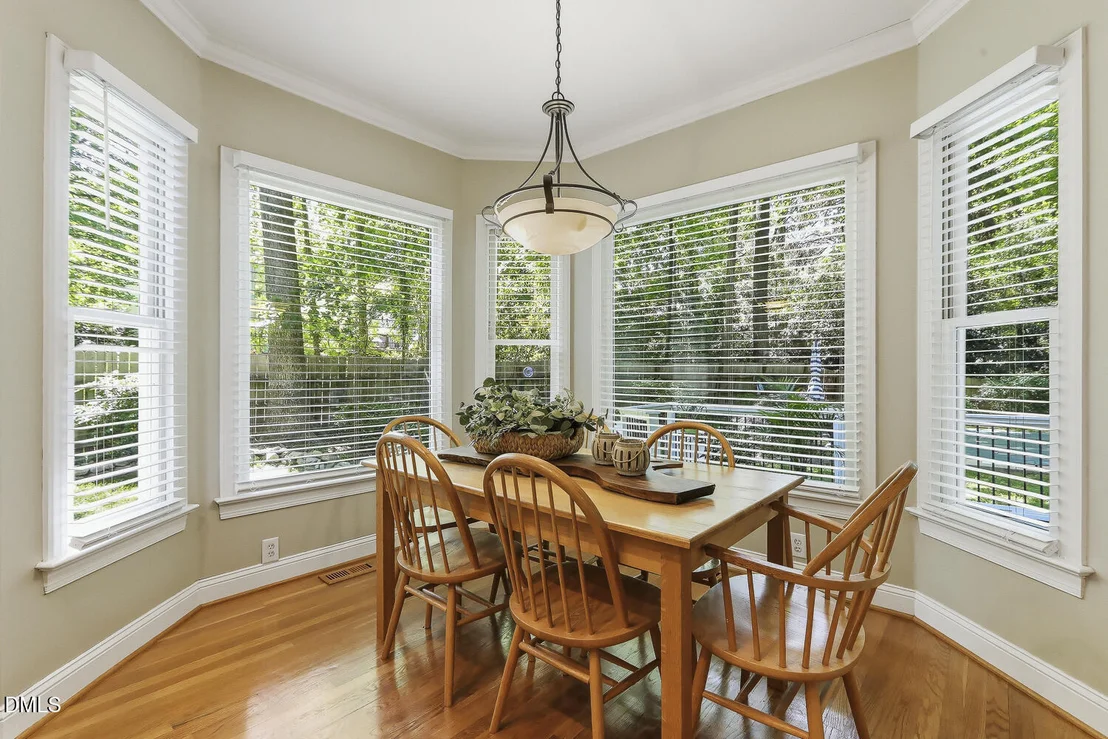 Photo of 429 Grosvenor Drive