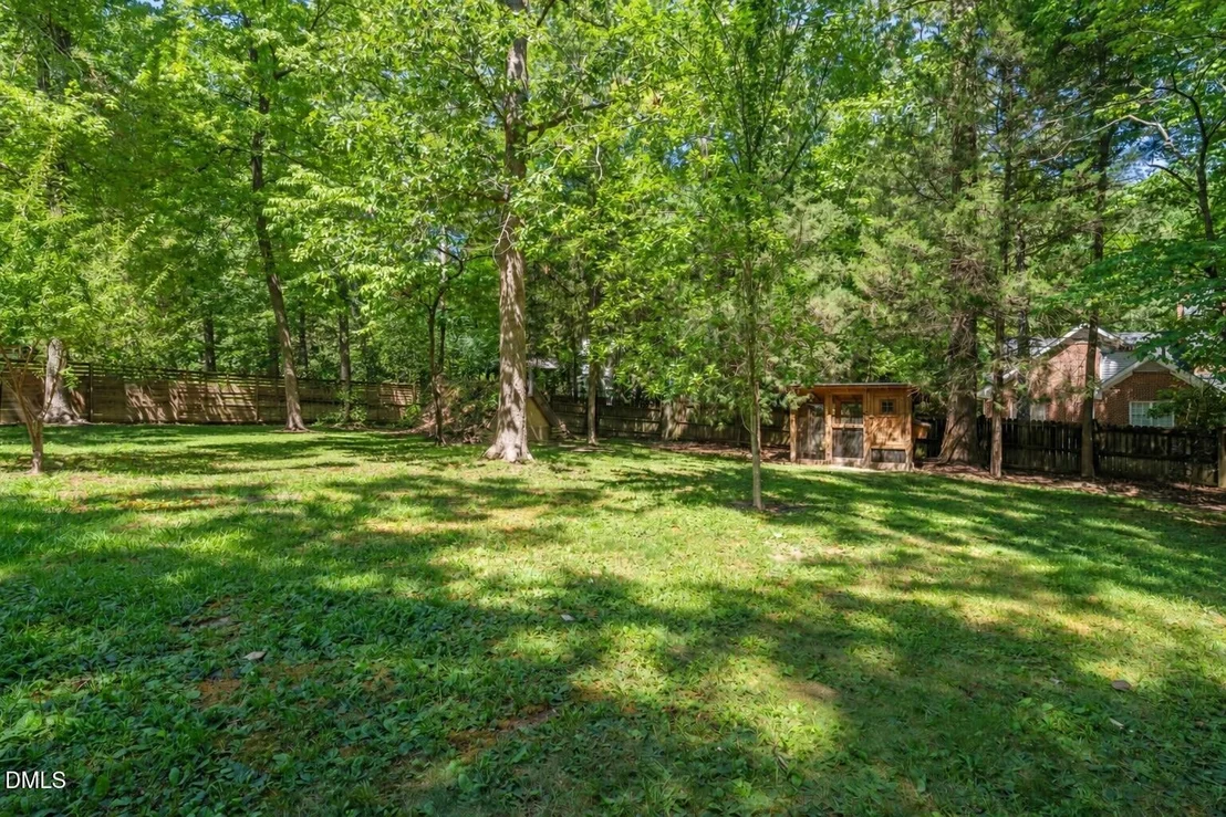 Photo of 721 Tinkerbell Road