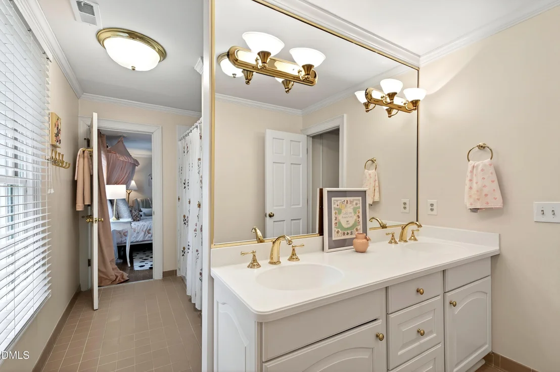 Photo of 2101 Prescott Place