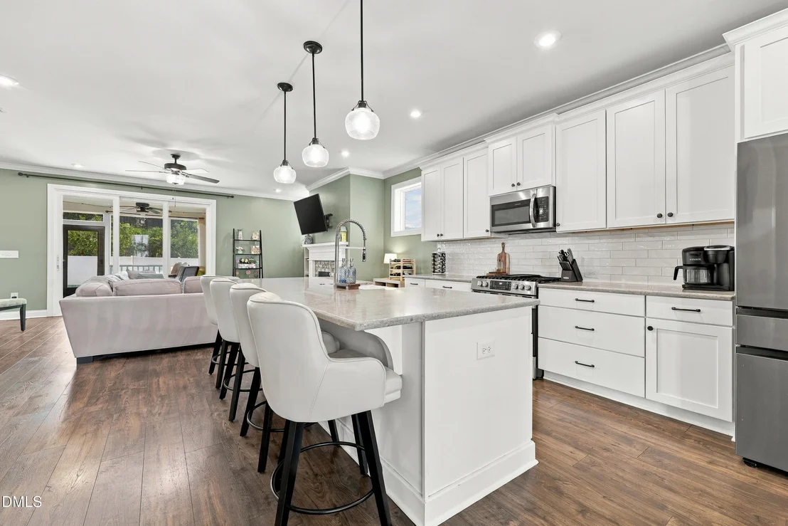 Photo of 2013 Woodbluff Drive