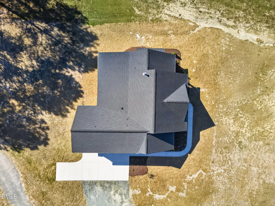 Photo of 643 Dixon Road