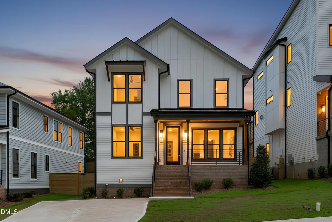 Photo of 1012 Addison Place