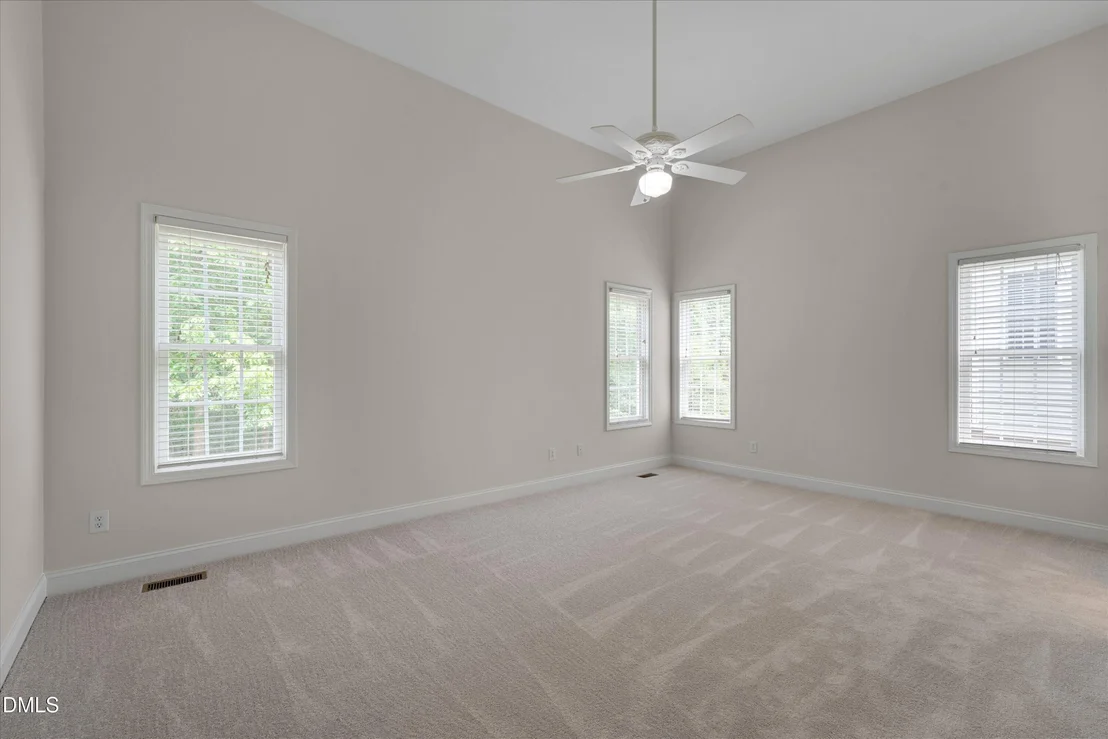 Photo of 105 Strangford Lane
