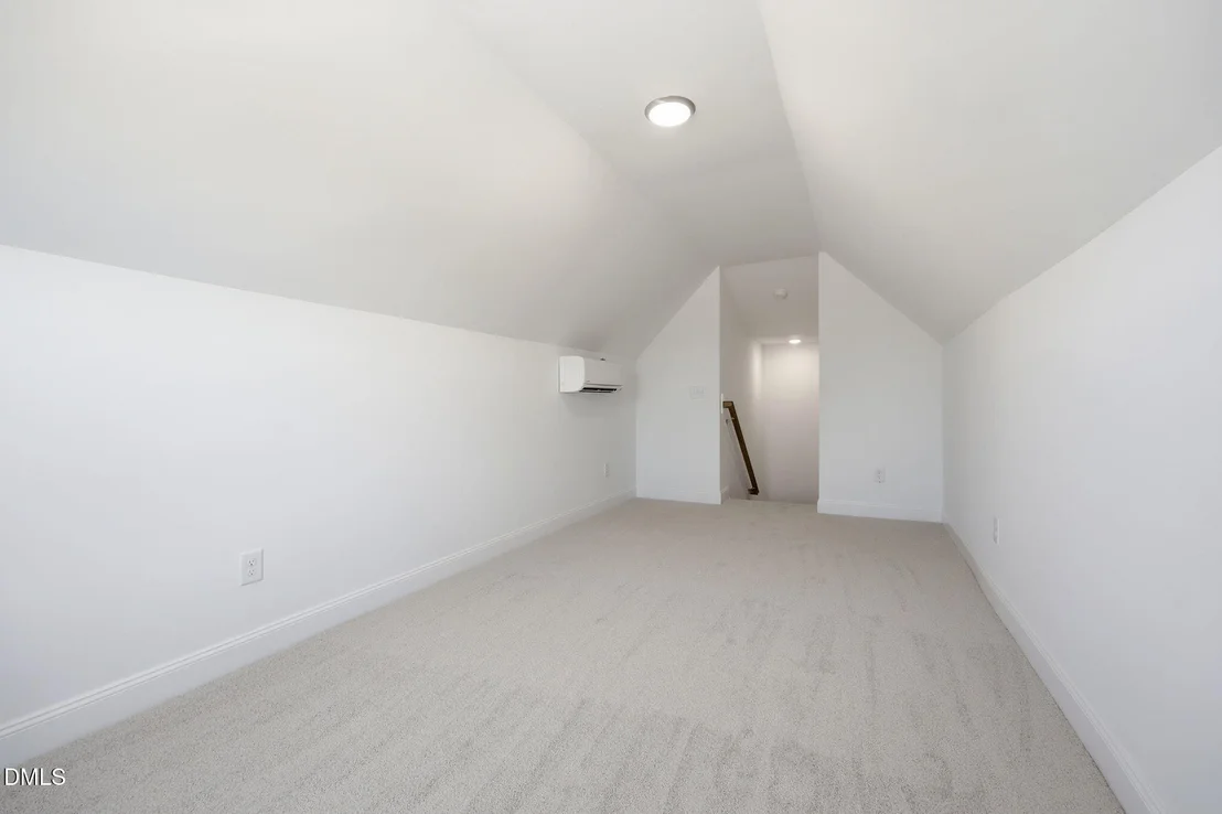 Photo of 126 Grinnell Loop