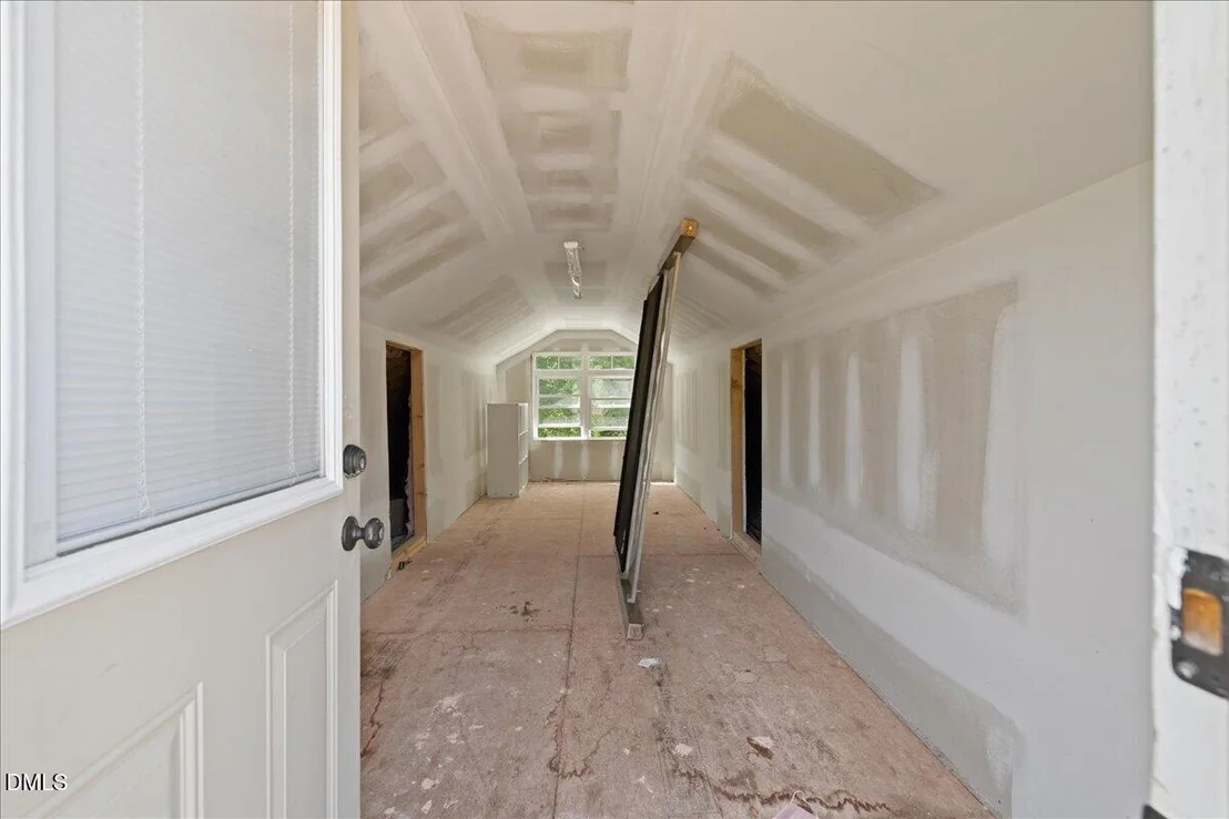 Photo of 11208 Range Road