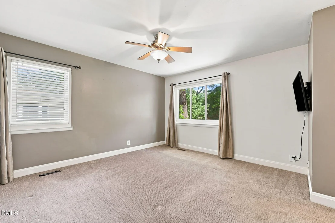 Photo of 3729 Cambridge Road