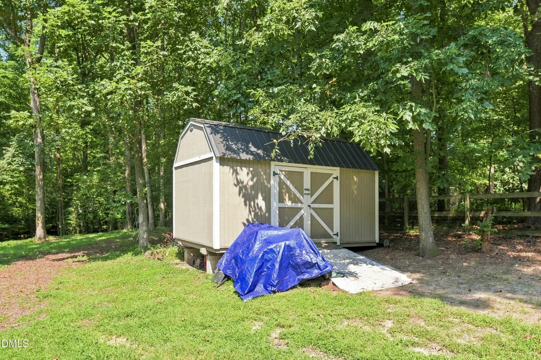 Photo of 6016 Hampton Ridge Road