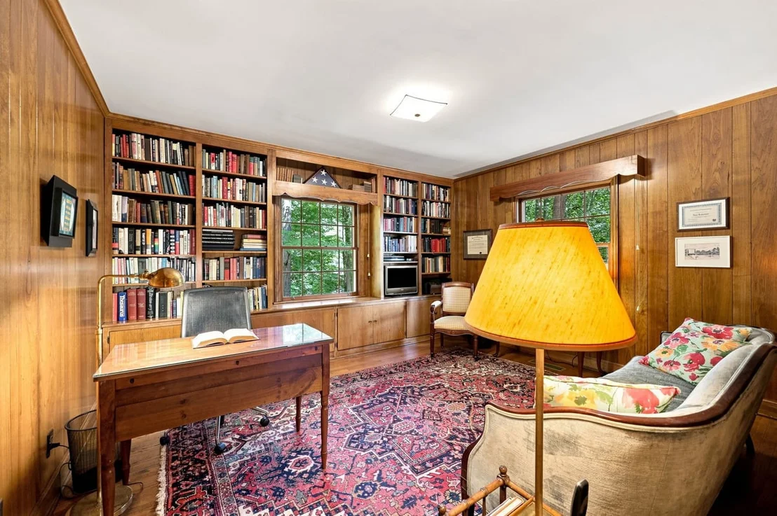 Photo of 3605 Rugby Road