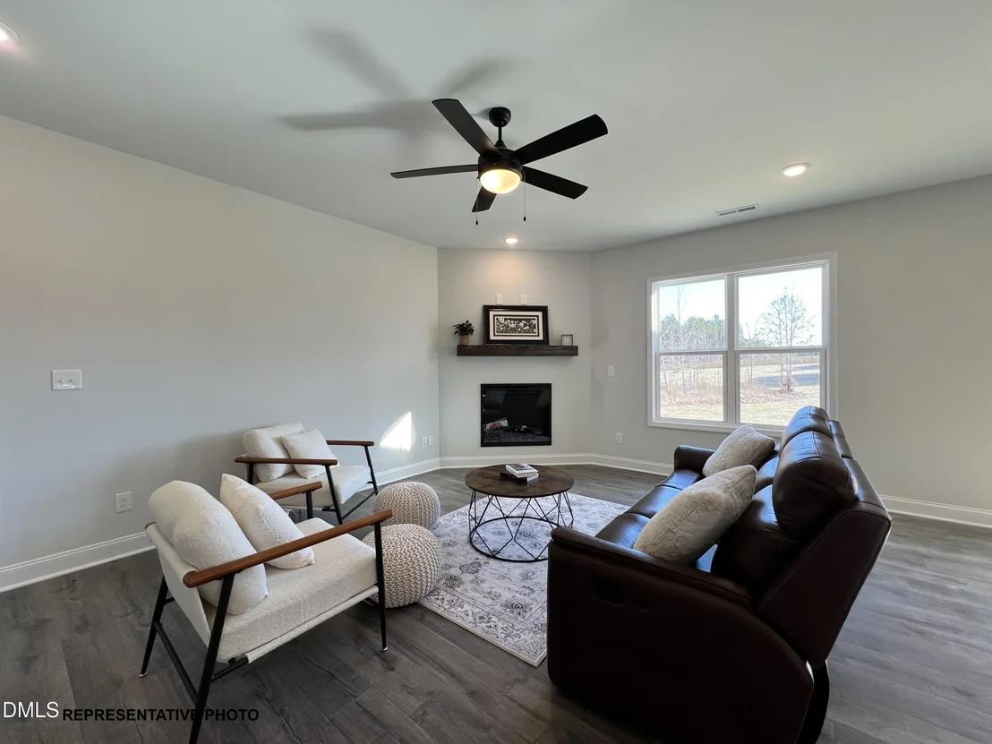 Photo of 211 Cardovia Way