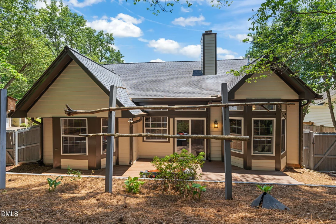 Photo of 111 Carriage Circle