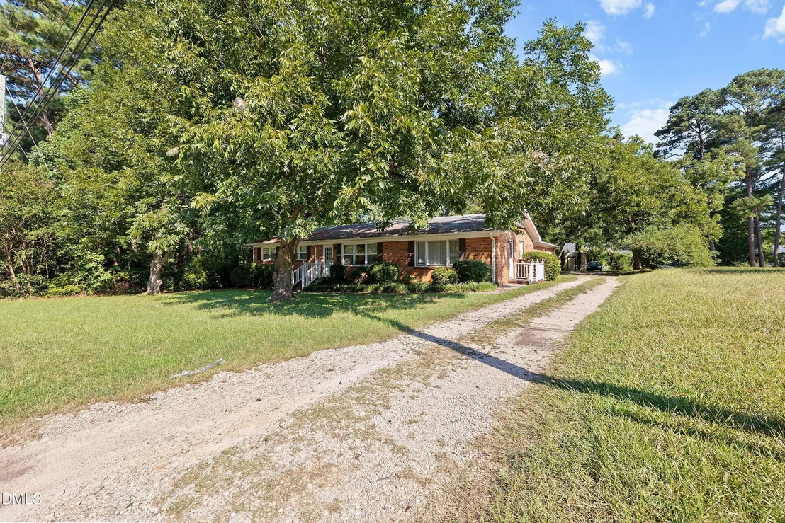 Photo of 6324 Tryon Road