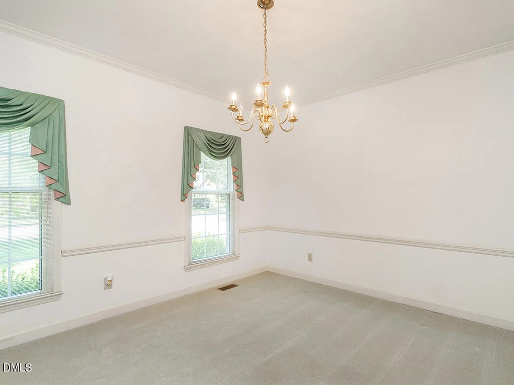 Photo of 1020 Brookview Drive