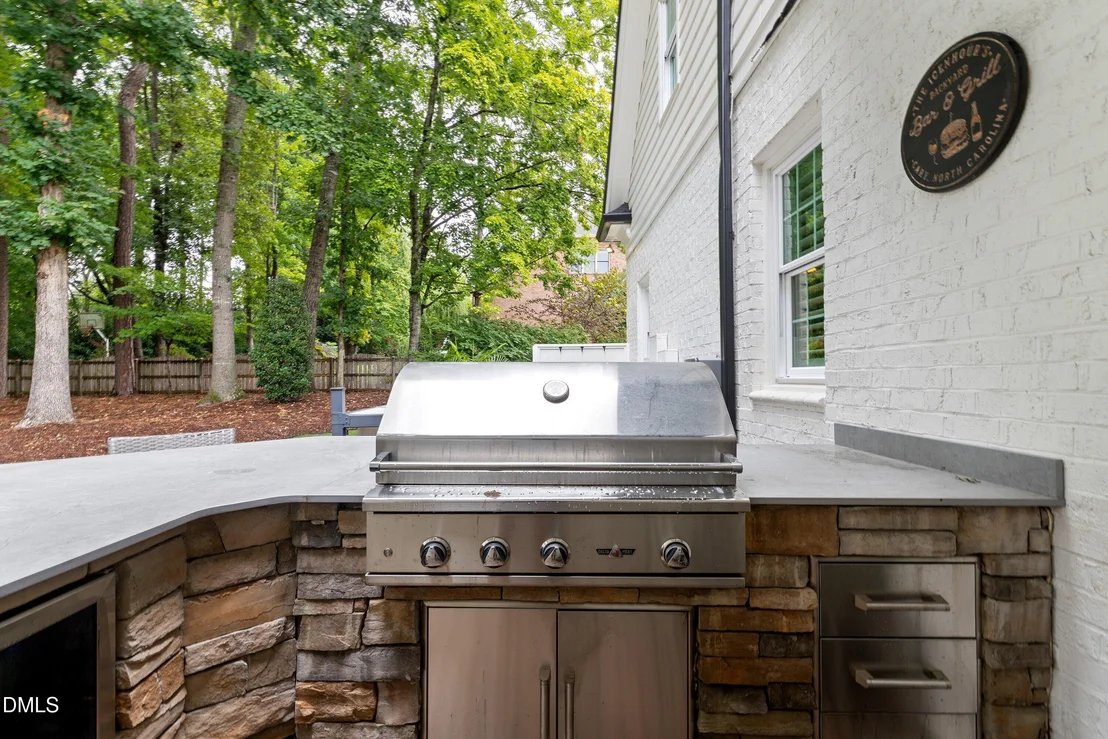 Photo of 304 Versailles Drive