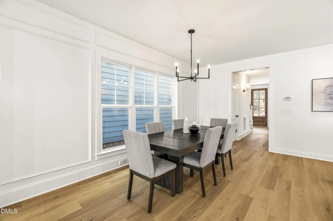 Photo of 722 1/2 Powell Drive