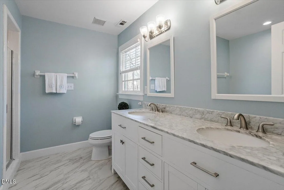 Photo of 101 Colburn Point