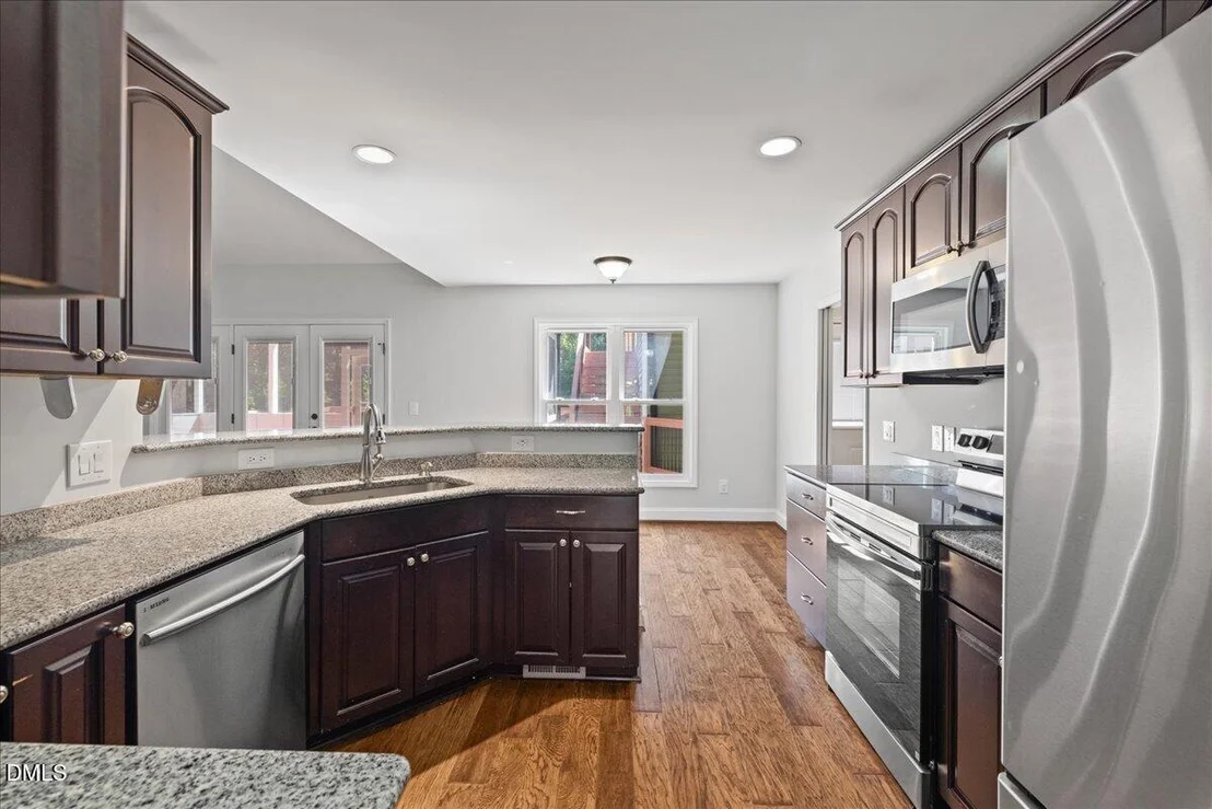Photo of 11208 Range Road