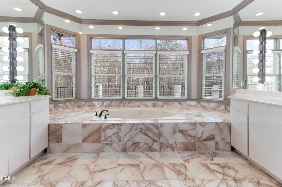 Photo of 4205 Swarthmore Road