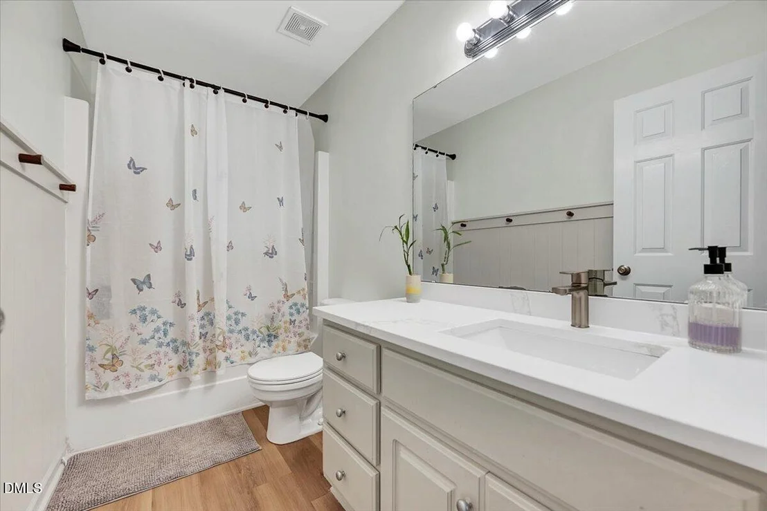 Photo of 128 Edmondson Drive