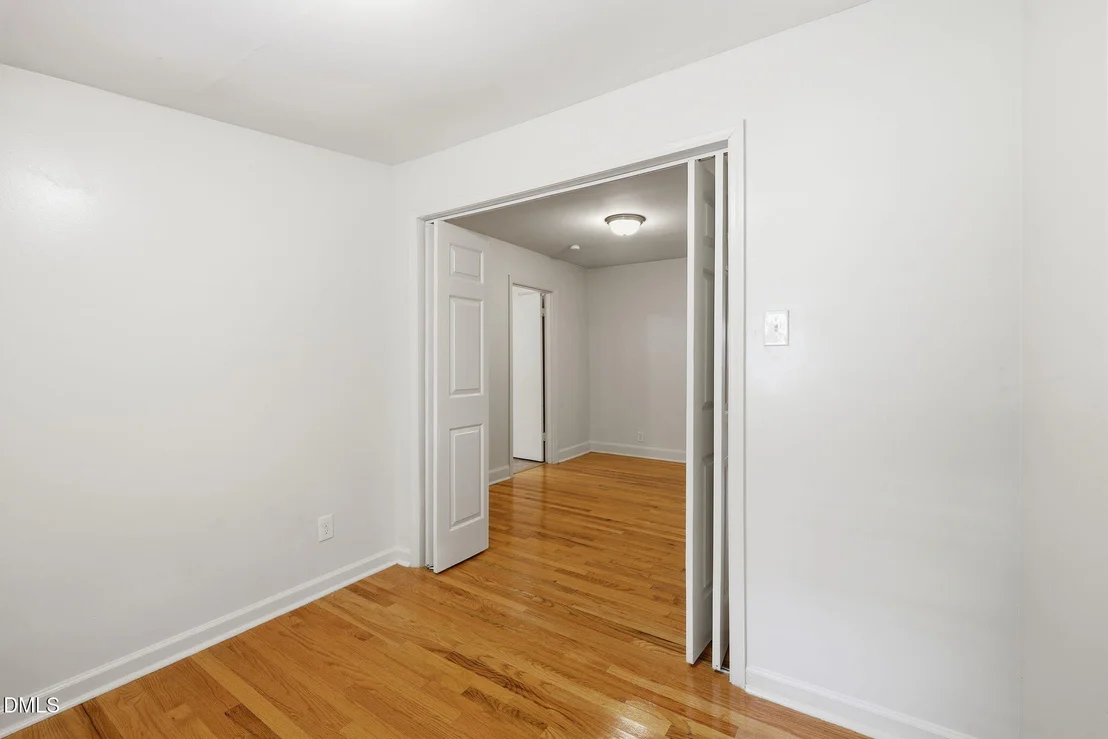 Photo of 1711 Forest Road