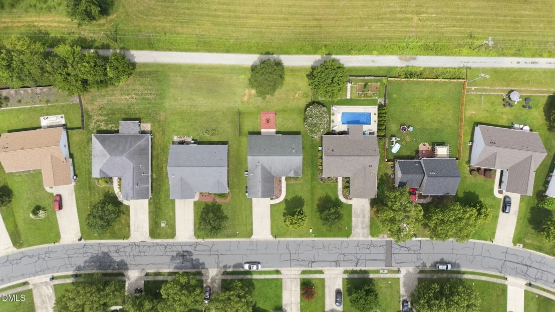 Photo of 2427 Pepperstone Drive