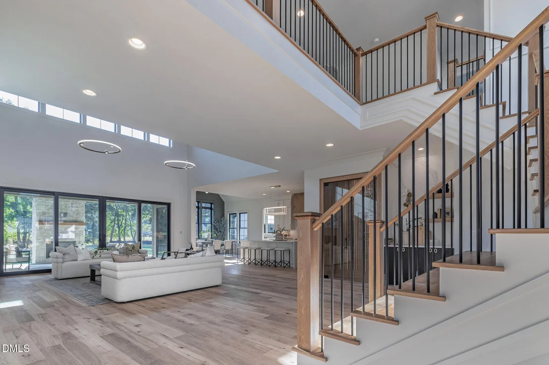 Photo of 98 Summit Terrace Drive