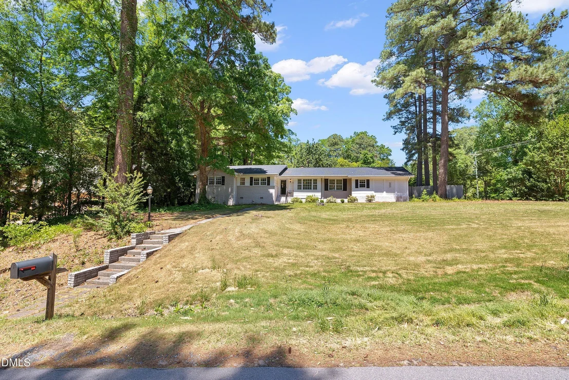 Photo of 2802 Devon Road