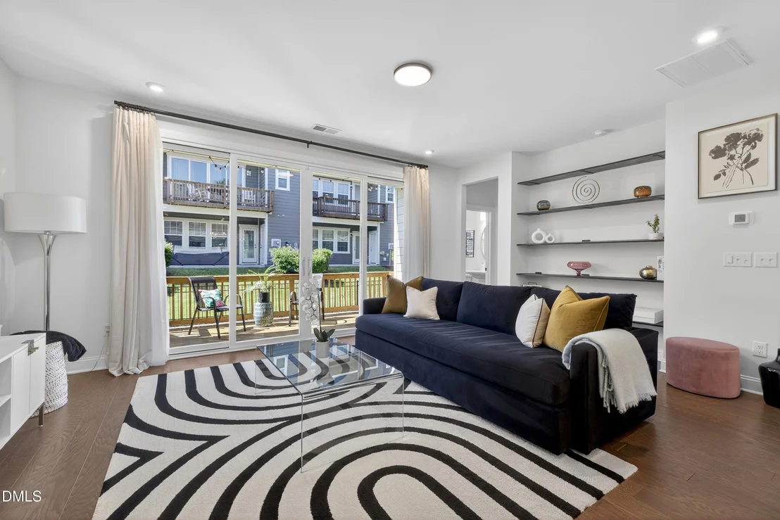 Photo of 1063 Danvers Loop