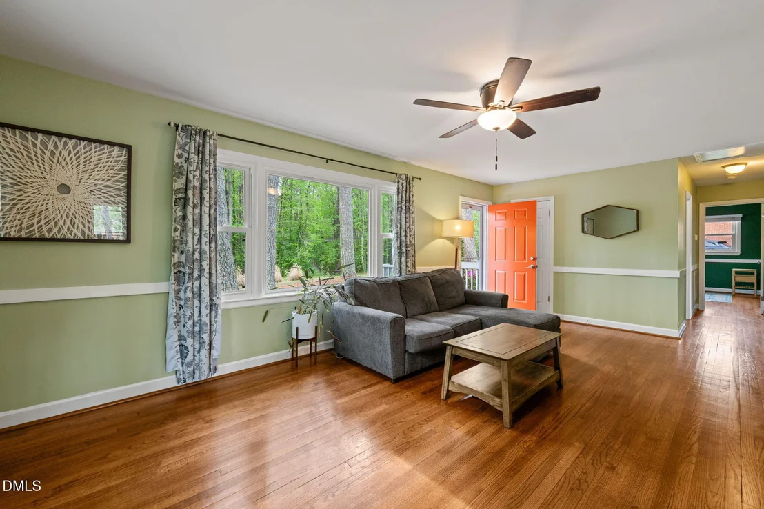 Photo of 1013 Meadowbrook Drive