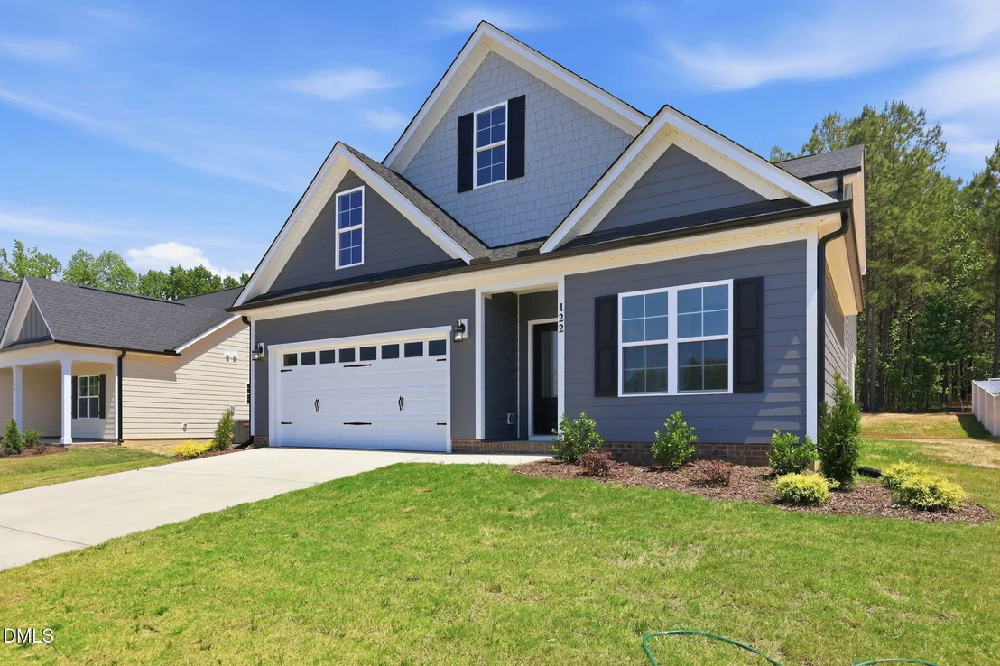 Photo of 122 Grinnell Loop