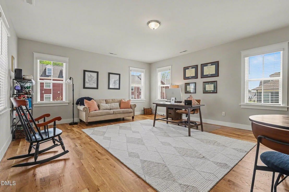 Photo of 501 Whitehall Circle