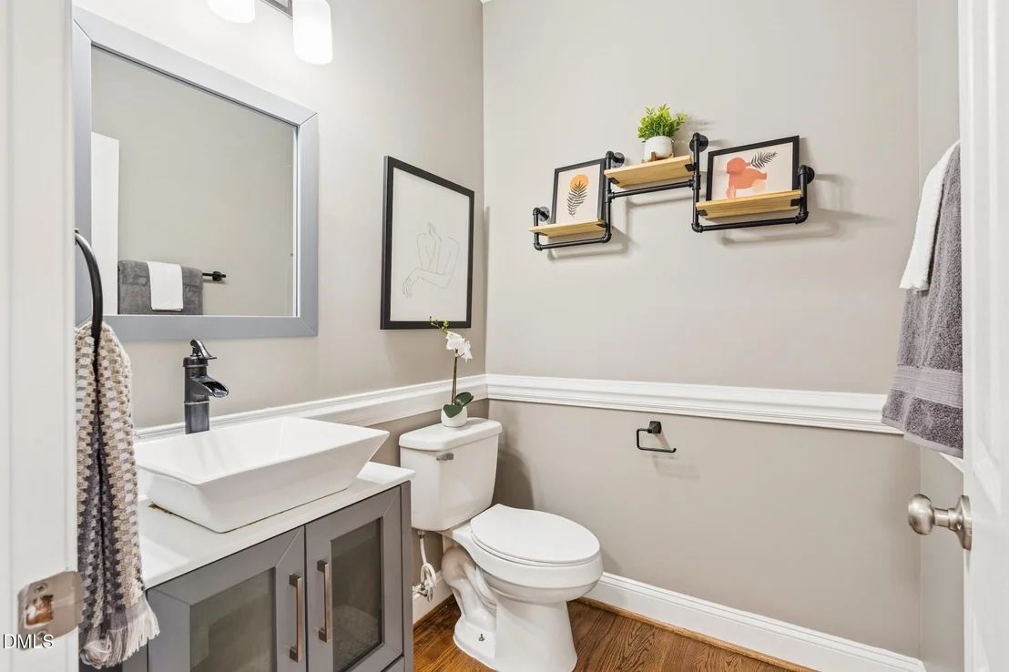 Photo of 2103 W Marilyn Circle