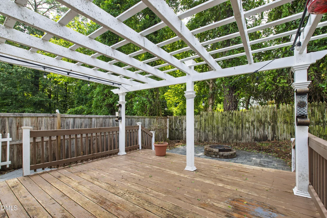 Photo of 1341 Crabtree Boulevard