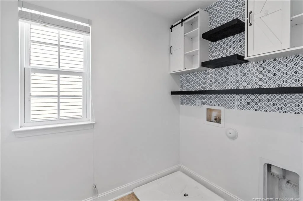 Photo of 106 Valley Stream Road