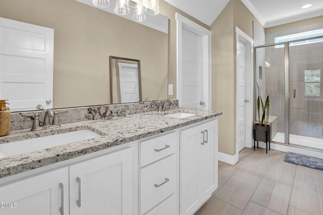 Photo of 2826 Beechwood Drive