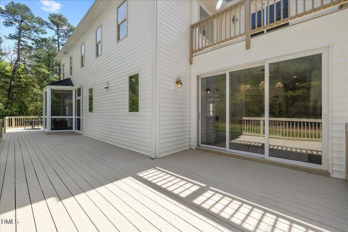 Photo of 419 Eagle Point Road