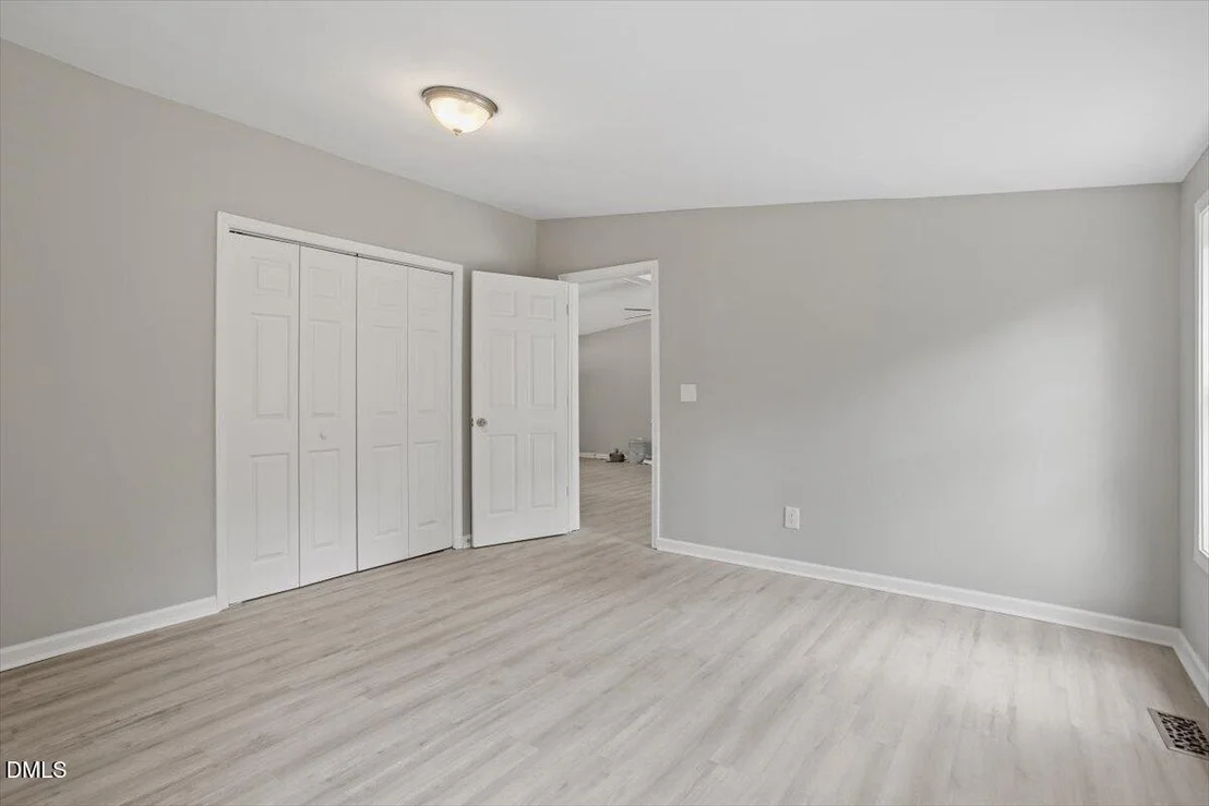 Photo of 581 Ed Thomas Road