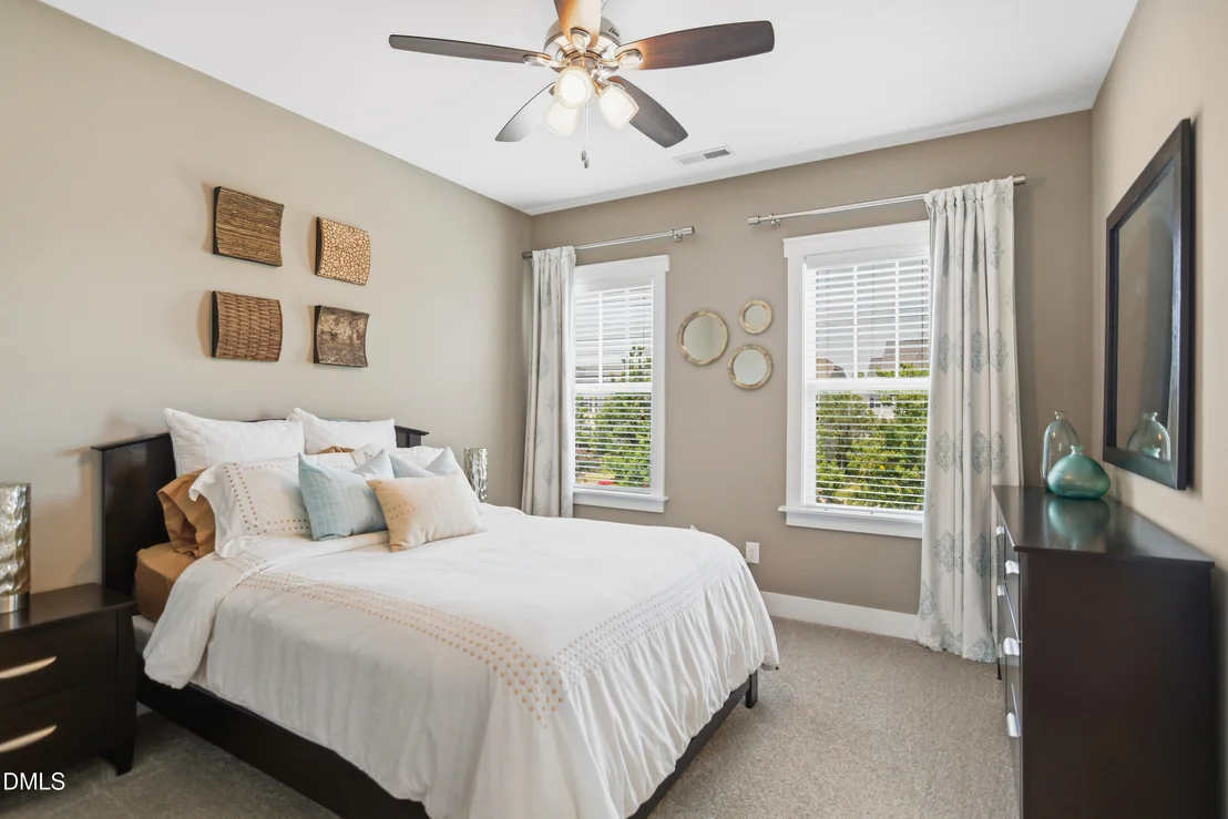 Photo of 1331 Revolution Circle