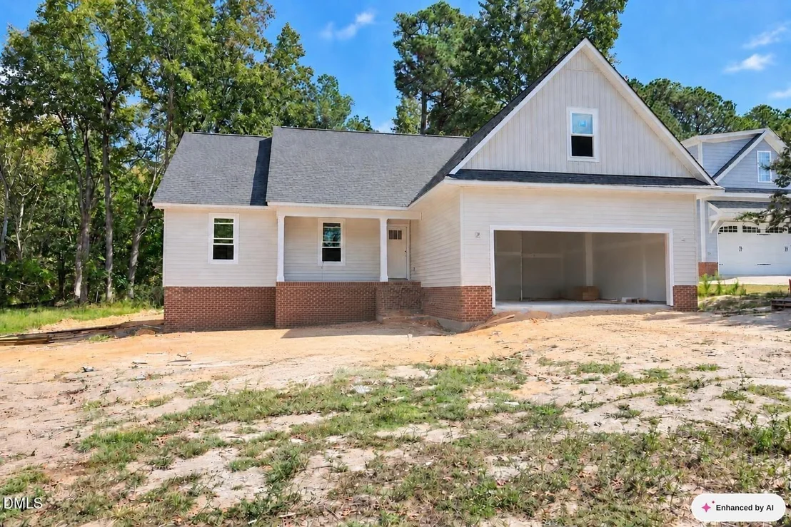 Photo of 64 Oak Bluff Court