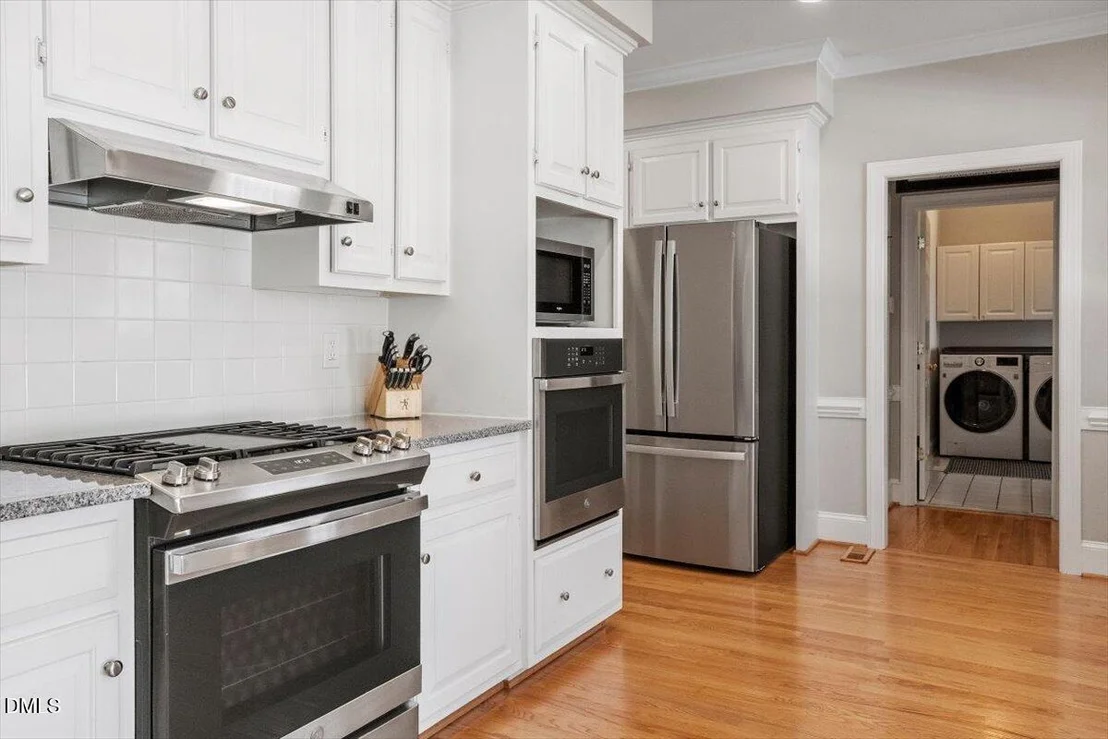 Photo of 101 Colburn Point