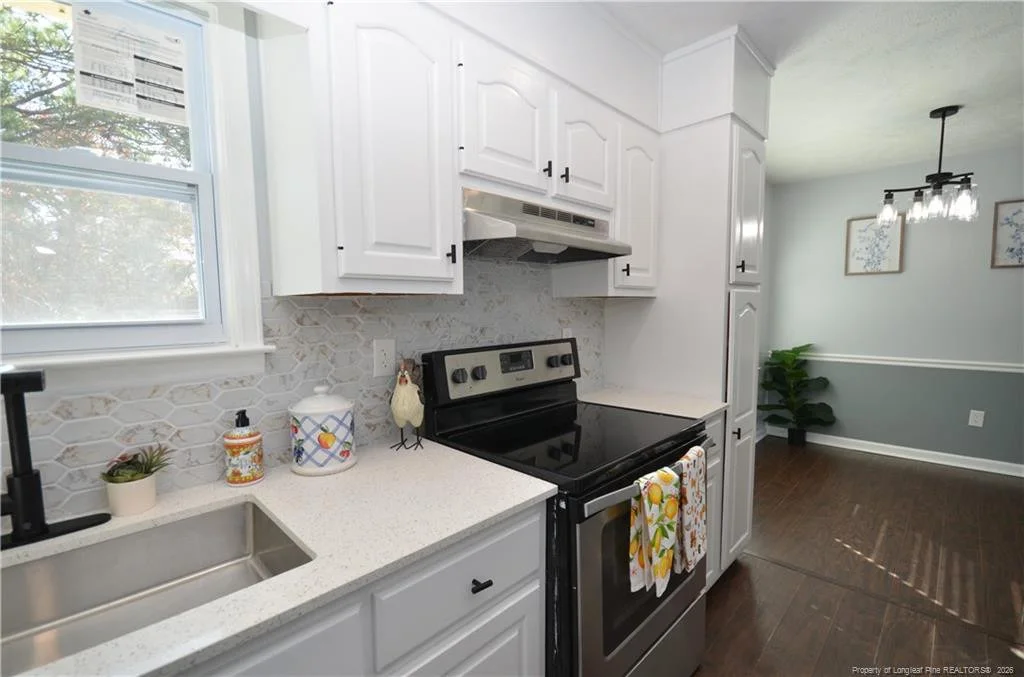 Photo of 3235 Glenmore Drive