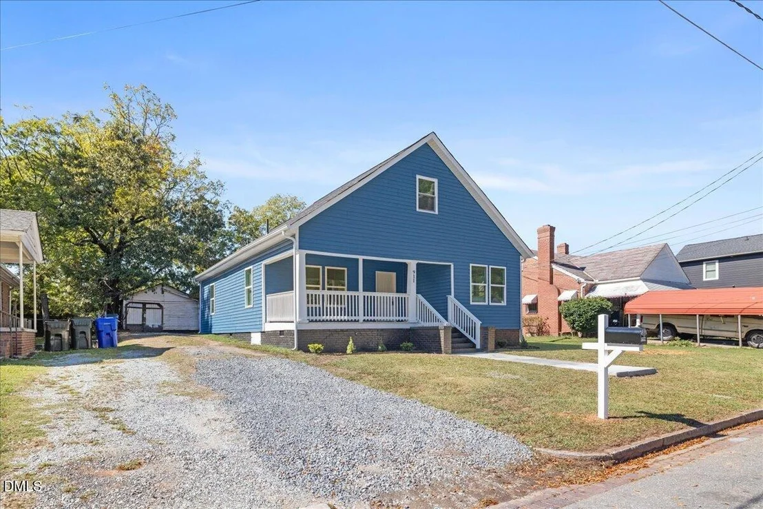 Photo of 911 Alma Street