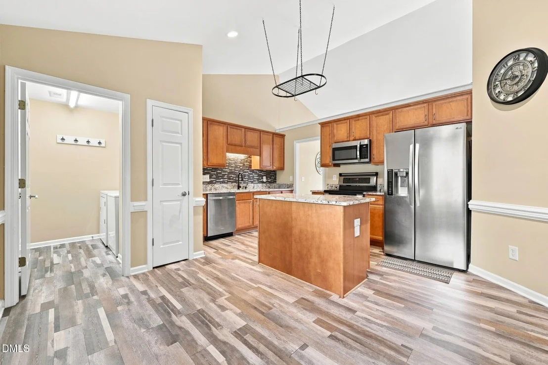 Photo of 2427 Pepperstone Drive