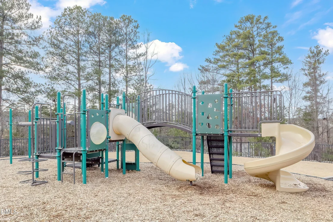 Photo of 7400 Silver View Lane