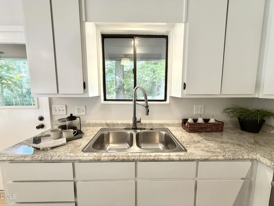 Photo of 141 Dixie Drive